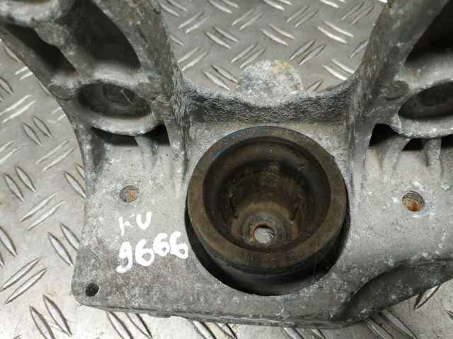 RENAULT 8200065989 Левая подушка двигателя в наличии Ровно