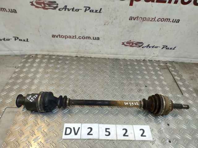 Вал приводной правый 8200231935 RENAULT