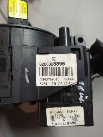 RENAULT 8200328896 Переключатель подрулевой левый в наличии Черкассы
