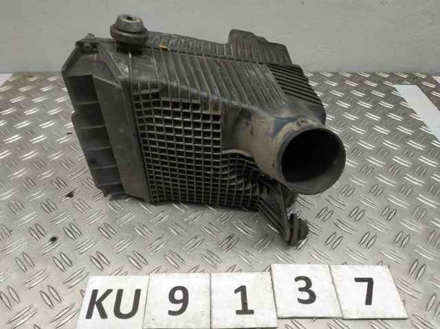  Корпус воздушного фильтра 8200369755 RENAULT