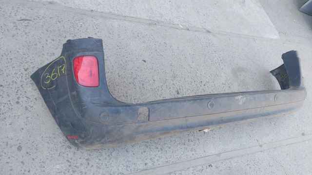 Задний бампер 8200436722 RENAULT