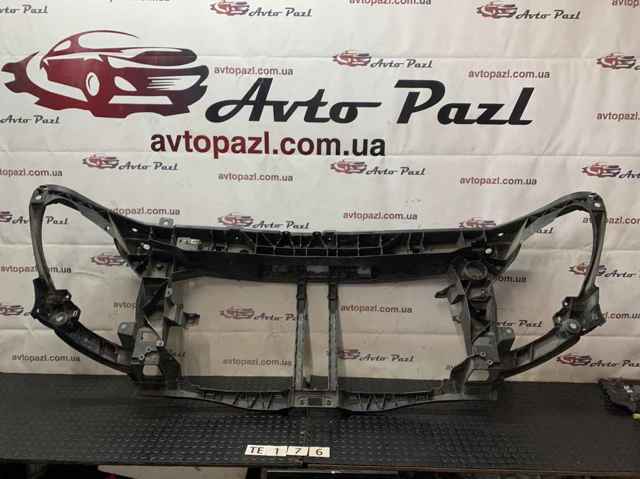 8200657209 RENAULT Рамка радиатора купить в Кривой Рог