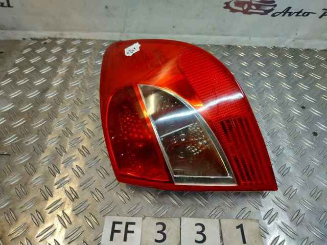 Фонари задние 8200700047 RENAULT