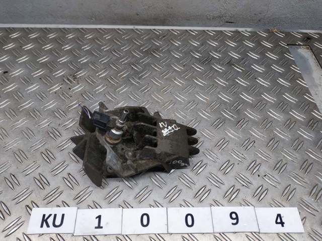 Кронштейн крепления форсунки 8200771226 RENAULT