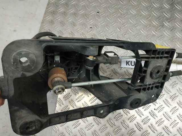 8200777403 RENAULT Кулиса переключения передач купить в Запорожье