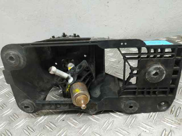 8200779125 RENAULT Кулиса переключения передач купить в Ужгород