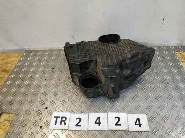  Корпус воздушного фильтра 8201173592 RENAULT