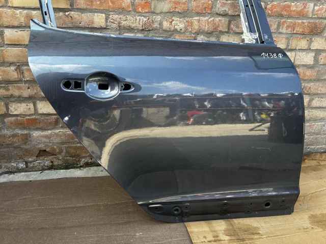 821006386R RENAULT Дверь задняя правая купить в Николаев