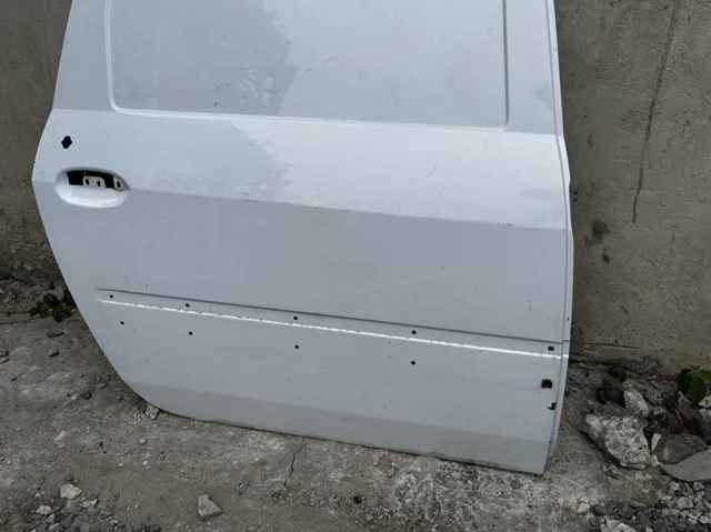 821006680R RENAULT Дверь фургона задняя распашная правая купить в Днепр