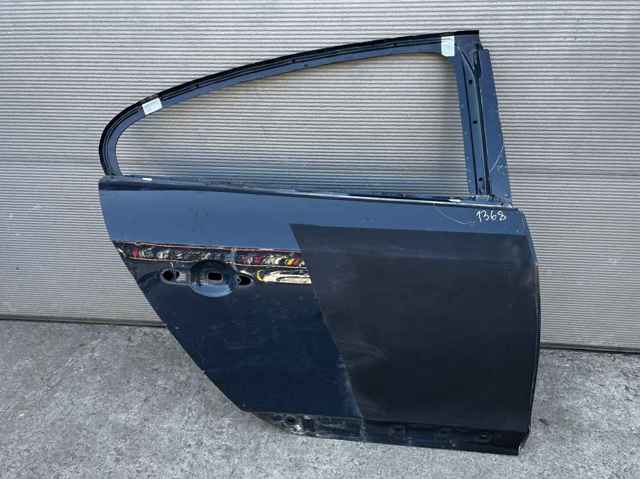 Дверь задняя в сборе 821009100R RENAULT