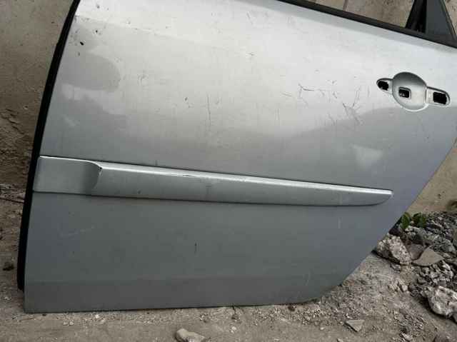 821014922R RENAULT Дверь задняя левая купить в Украина