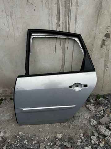 Задняя левая дверь 821014922R RENAULT