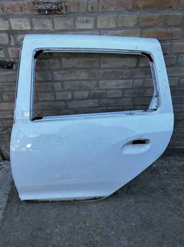 Задняя левая дверь 821017241R RENAULT