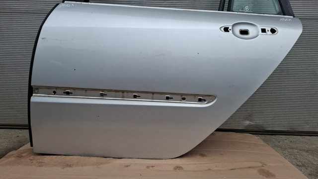 821130002R RENAULT купить в Черновцы