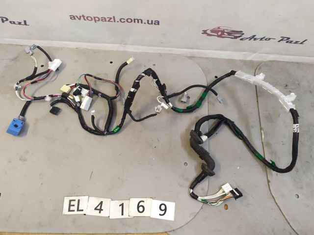 TOYOTA 8218442500 в наличии Запорожье
