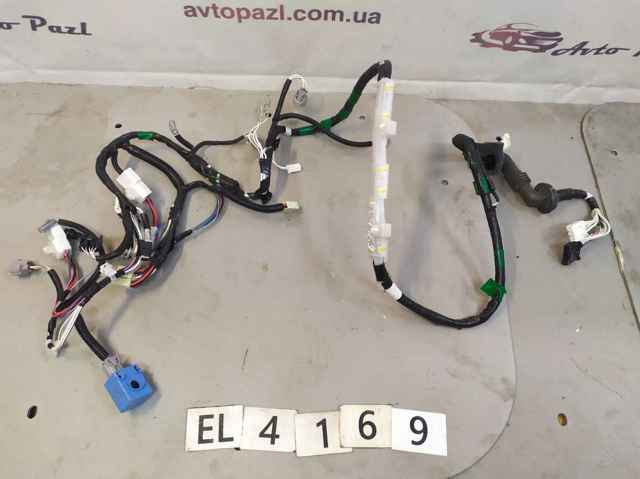 TOYOTA 8218442500 в наличии Днепр