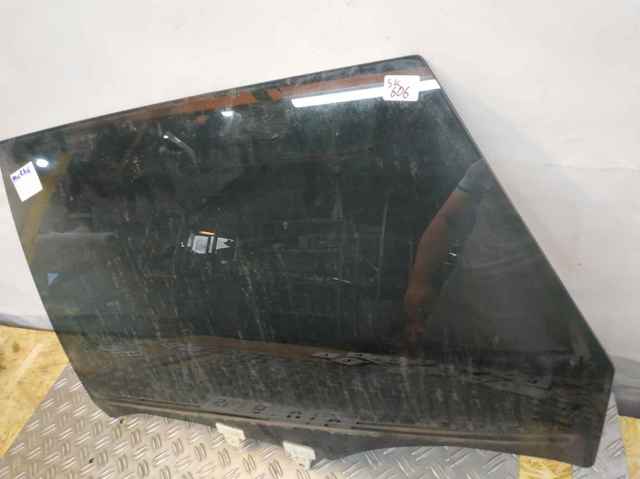 82301CA000 NISSAN Стекло двери задней левой купить в Чернигов