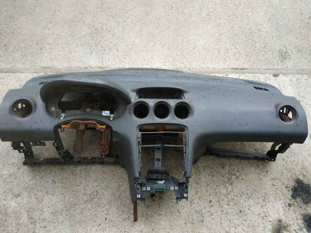 Панель салона передняя "торпедо" 8231HC PEUGEOT