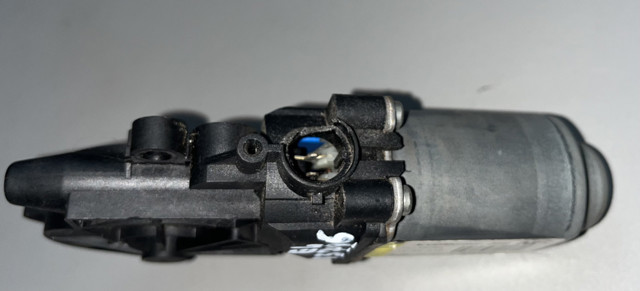 824603K001 HYUNDAI Мотор стеклоподъемника двери передней правой купить в Харьков