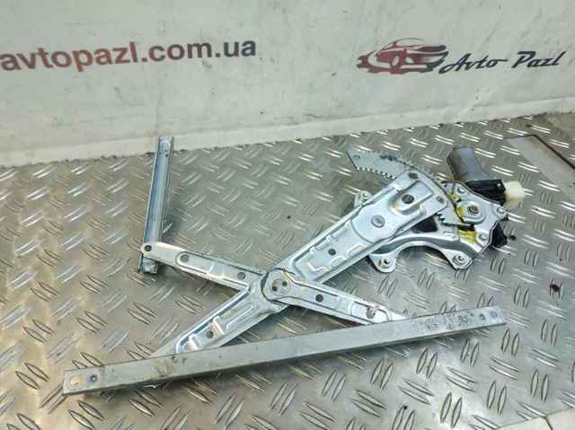 Моторчик стеклоподъемника двери задней, правой 827301BA0A NISSAN