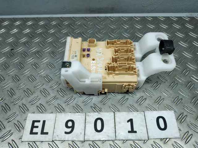 Монтажный блок предохранителей 8273078011 TOYOTA