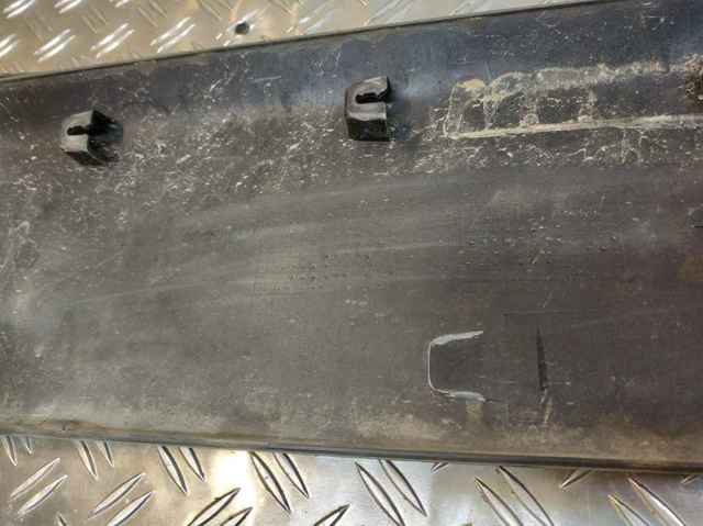 Молдинг боковой (сдвижной) двери 828209234R RENAULT