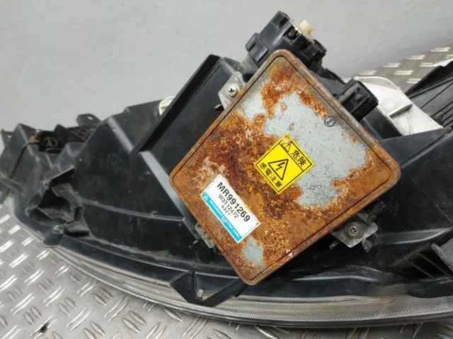 Фара комбинированная, передняя 8301A076 MITSUBISHI