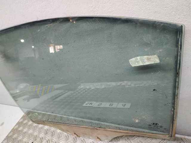 834111E011 Стекло двери задней левой купить Павлоград