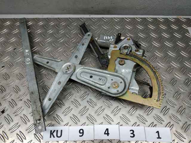 Моторчик стеклоподъемника двери задней, правой 834603E000 HYUNDAI