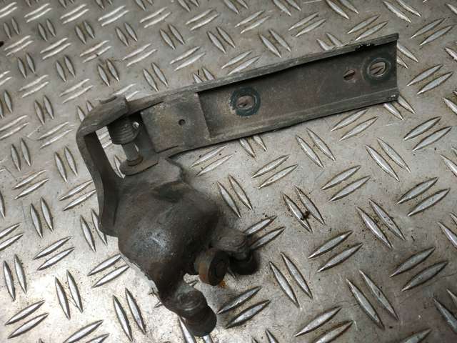 HYUNDAI 839504A000 Ролик двери боковой (сдвижной) правый центральный в наличии Николаев