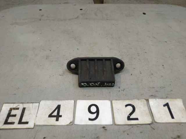 Кнопка привода замка задней 3/5 двери (ляды) 8484028040 TOYOTA