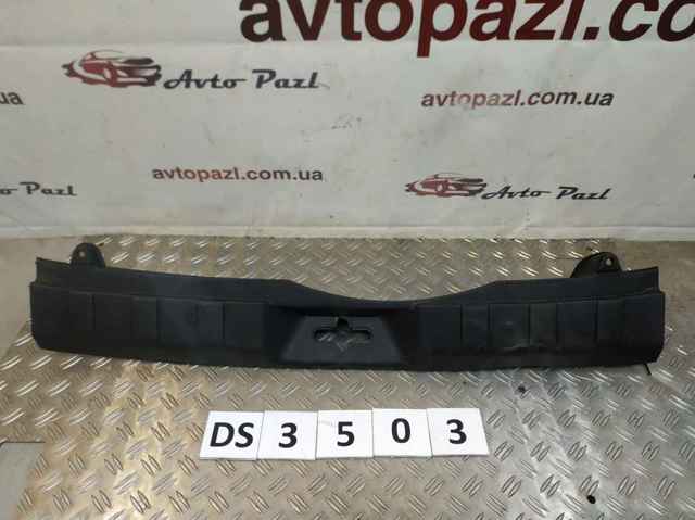 Накладка бампера заднего, верхняя защитная 84992JG00A NISSAN
