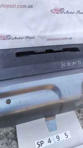 Задний бампер 850220923R RENAULT