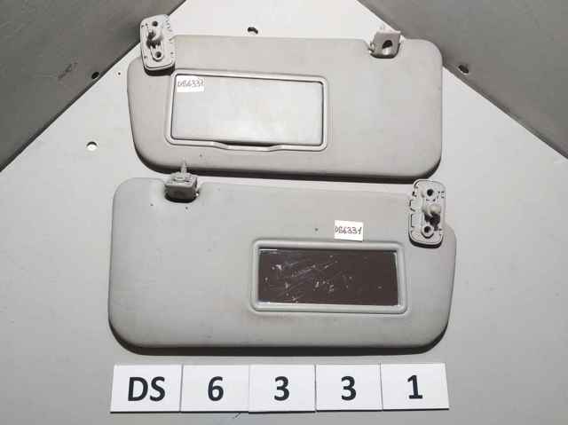 Козырек солнцезащитный автомобиля 852012F040IM HYUNDAI
