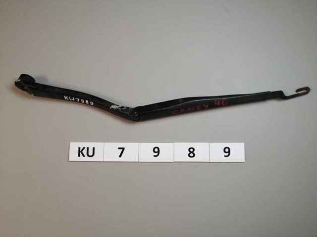 Поводок стеклоочистителя Toyota Camry 6