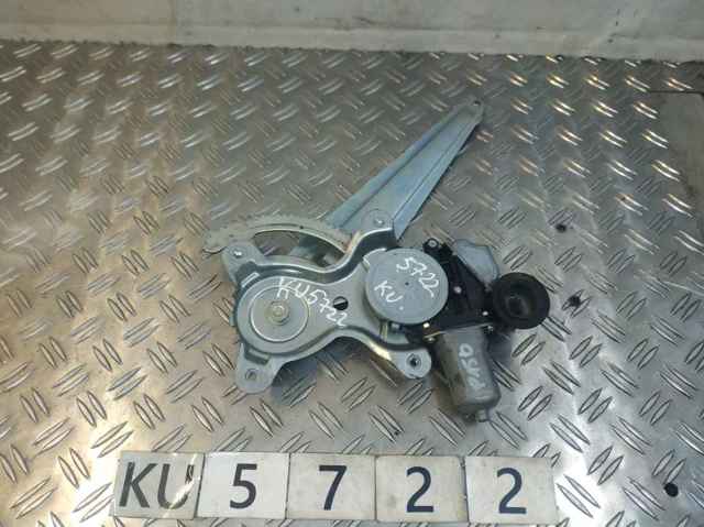 Моторчик стеклоподъемника двери задней, левой 8571075070 TOYOTA