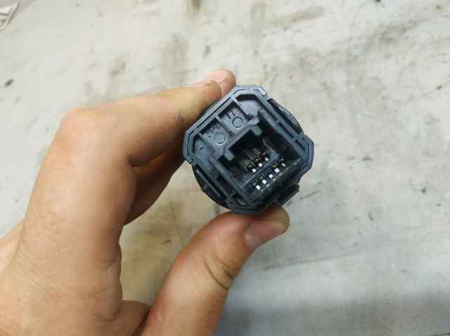 MITSUBISHI 8610A120 в наличии Тернополь