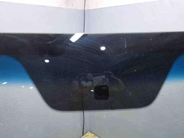 861112P130 HYUNDAI Лобовое стекло купить в Ужгород