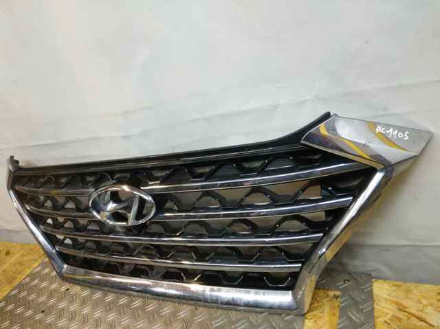 HYUNDAI 86351D7610 Решетка радиатора в наличии Львов