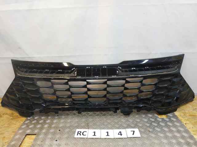 Облицовка радиатора 86351R2020 HYUNDAI