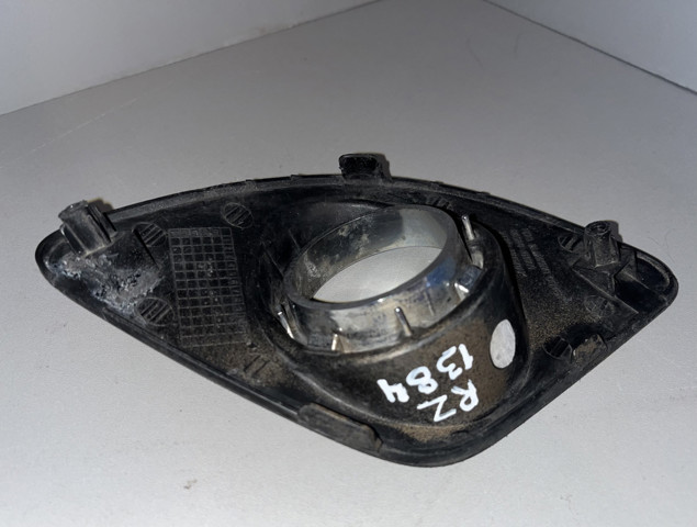 865661H000 HYUNDAI Заглушка (решетка) противотуманных фар бампера переднего правая купить в Днепр