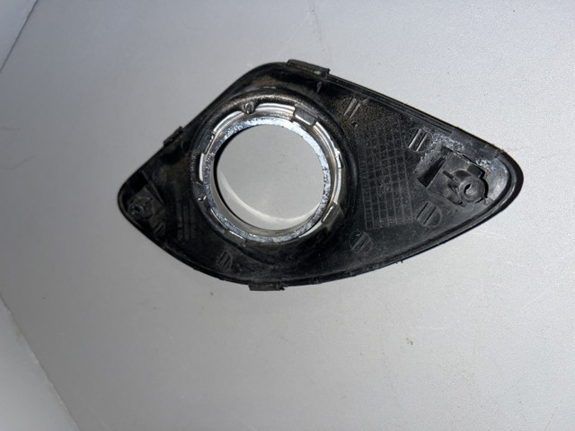 HYUNDAI 865661H000 Заглушка (решетка) противотуманных фар бампера переднего правая в наличии Харьков