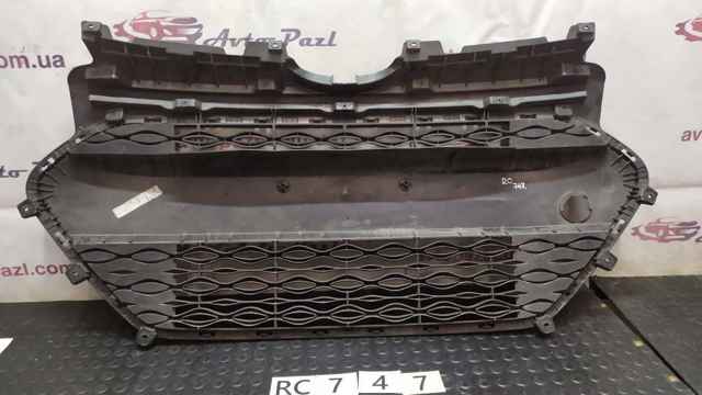 HYUNDAI 86569B9000 Решетка бампера переднего центральная в наличии Тернополь