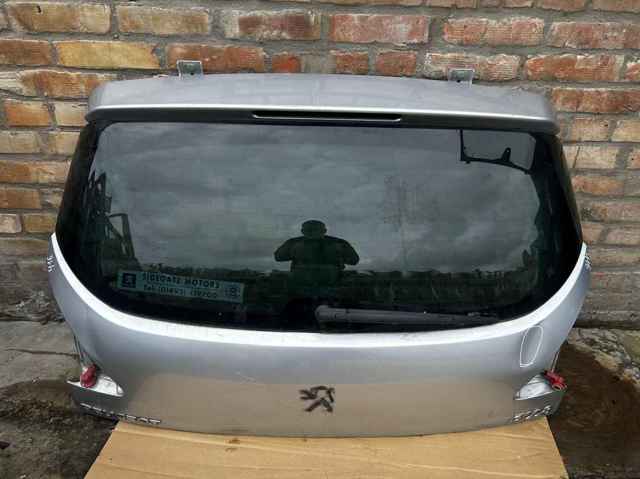Дверь 5 8701AP PEUGEOT