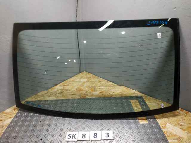Автомобильное стекло заднее Hyundai Accent 3