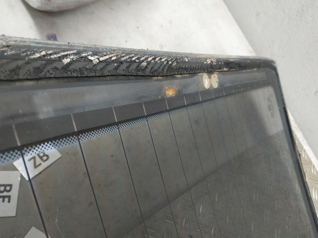 871103K000 HYUNDAI Стекло заднее купить в Хмельницкий