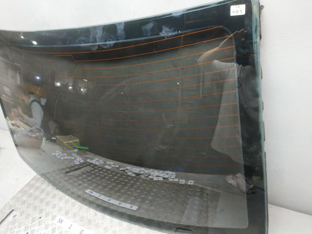 871103K000 HYUNDAI Стекло заднее купить в Харьков