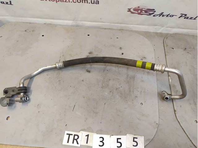 Шланг кондиционера, от испарителя к компрессору 8870448220 TOYOTA