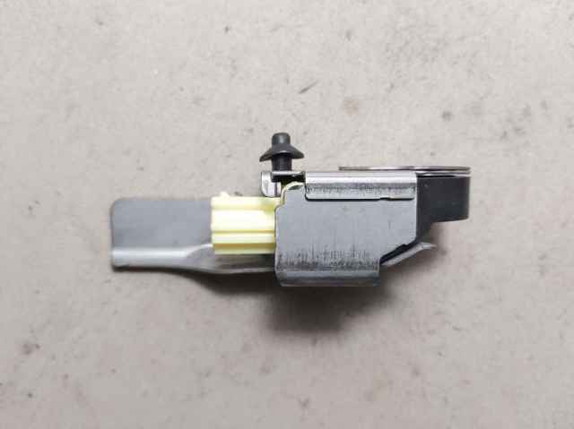 8983360040 TOYOTA Датчик удара купить в Ужгород