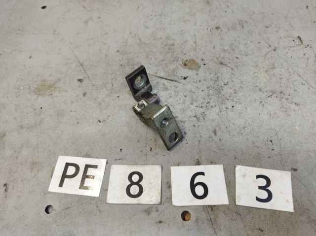 VAG 8K0831401D Петля двери задней левой в наличии Тернополь